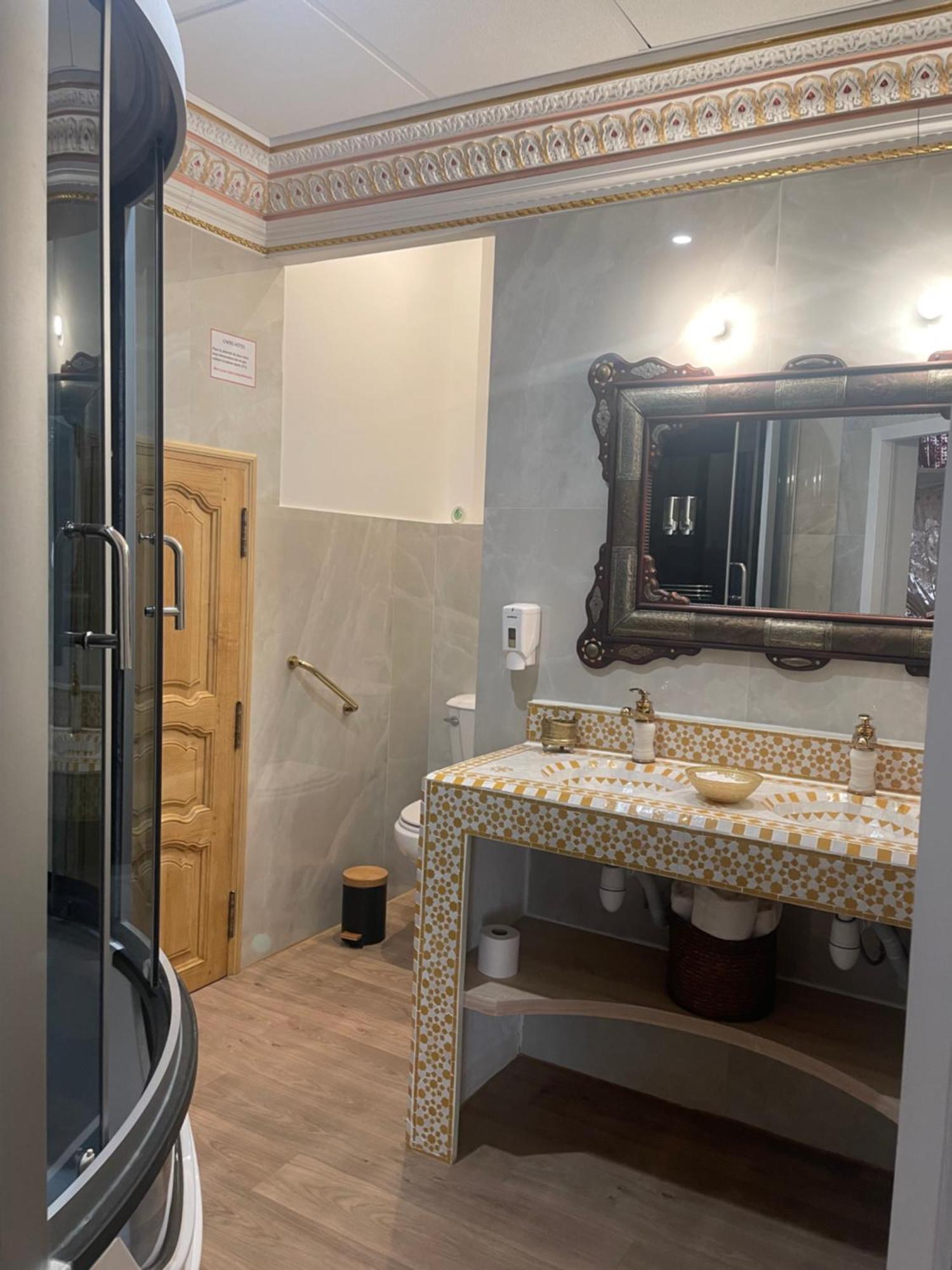 Suite Orientale Maison de L'église du Couvent Narbona Esterno foto